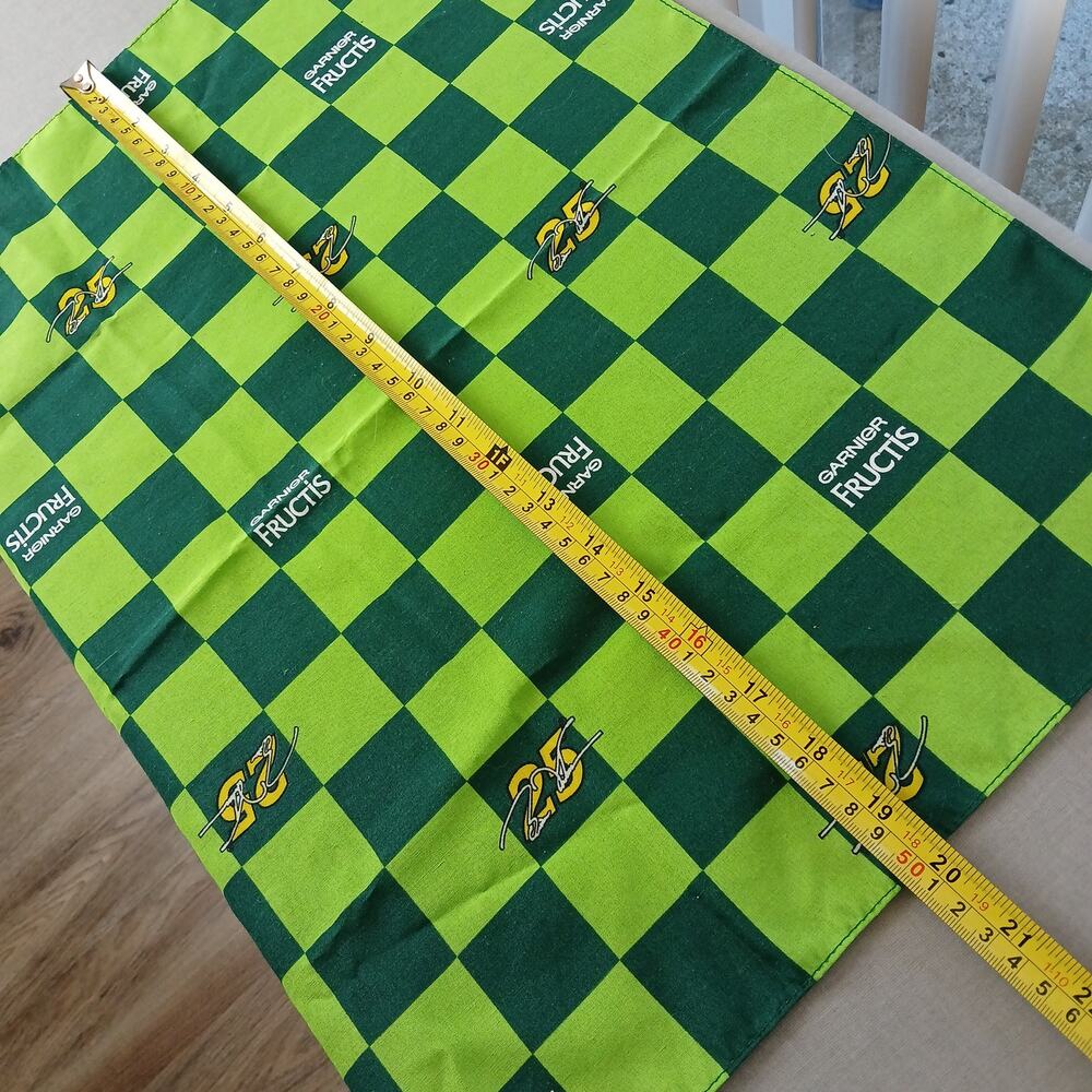 Garnier Fructis NASCAR Brian Vickers #25 promotional bandana green checks 20" sq - Picture 9 of 9